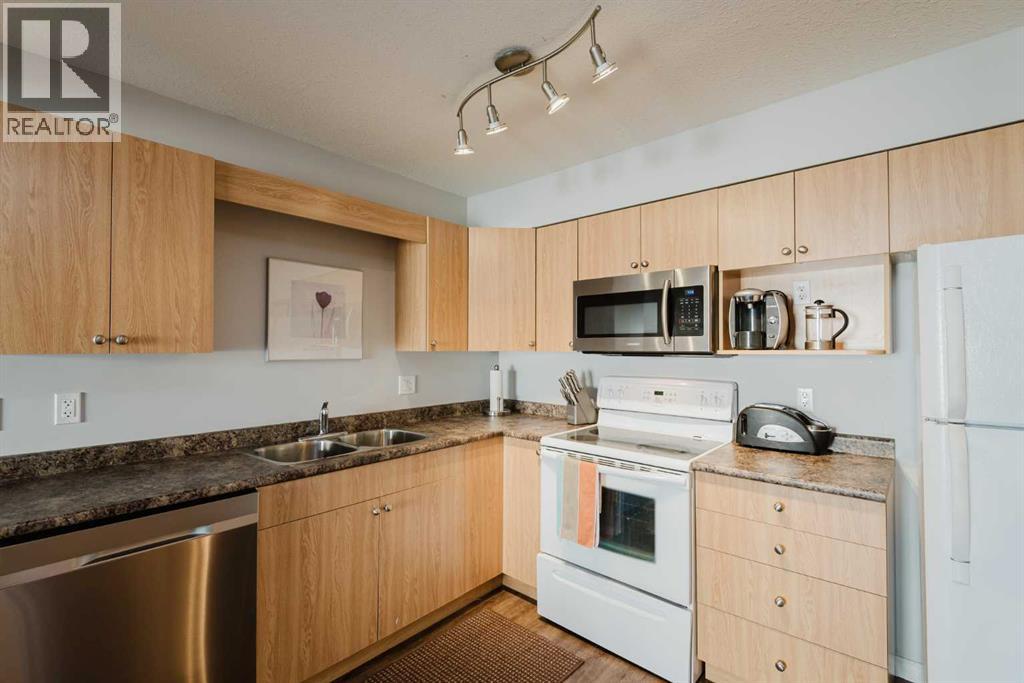 202, 12015 Royal Oaks Drive