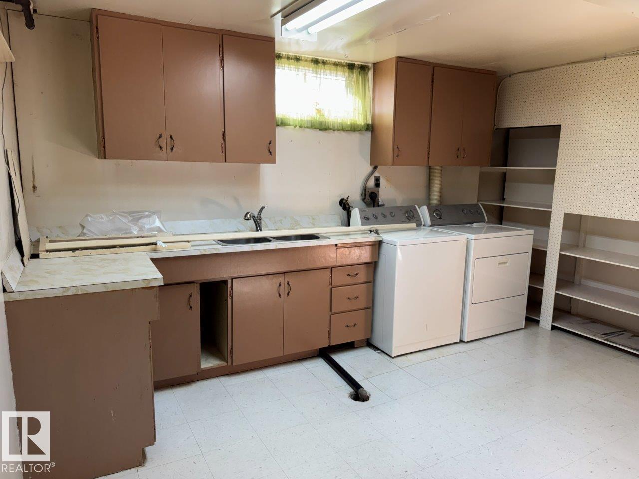9119 130 Av NW, Edmonton, Alberta  T5E 0S1 - Photo 12 - E4509286
