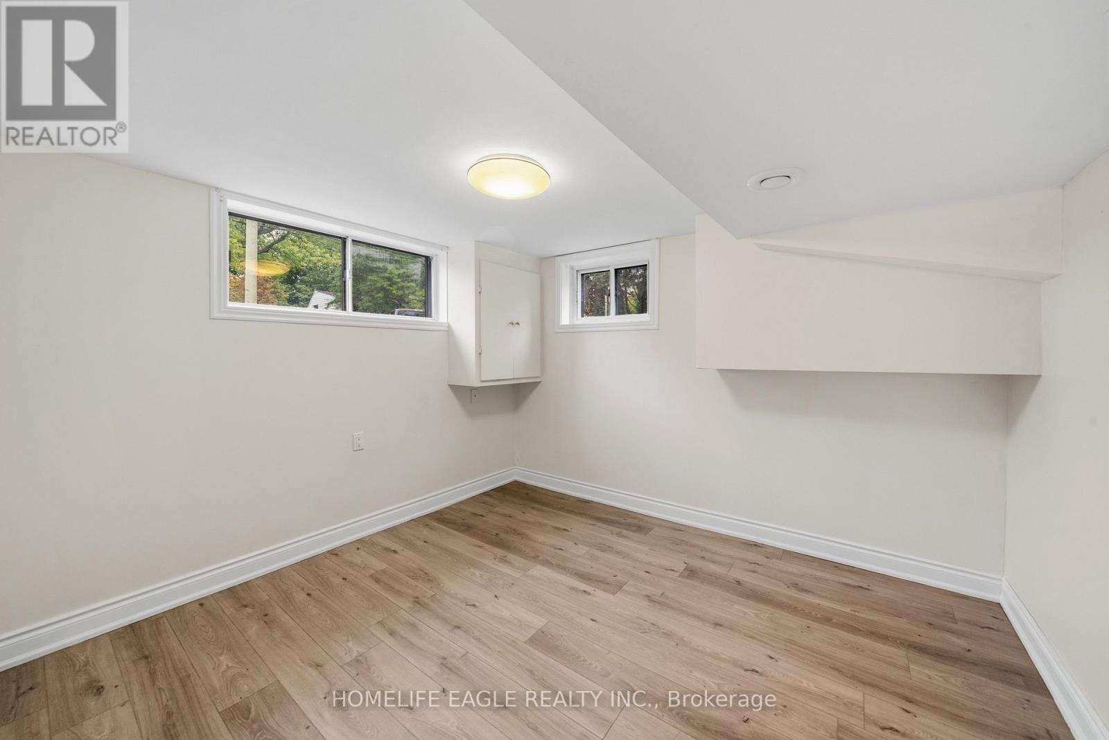 82 Scarborough Heights Boulevard, Toronto, Ontario  M1M 2V4 - Photo 19 - E13804310