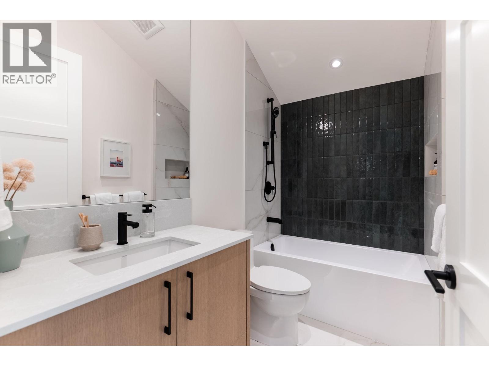 635 E 22nd Avenue, Vancouver, British Columbia  V5V 1V3 - Photo 23 - R3165647