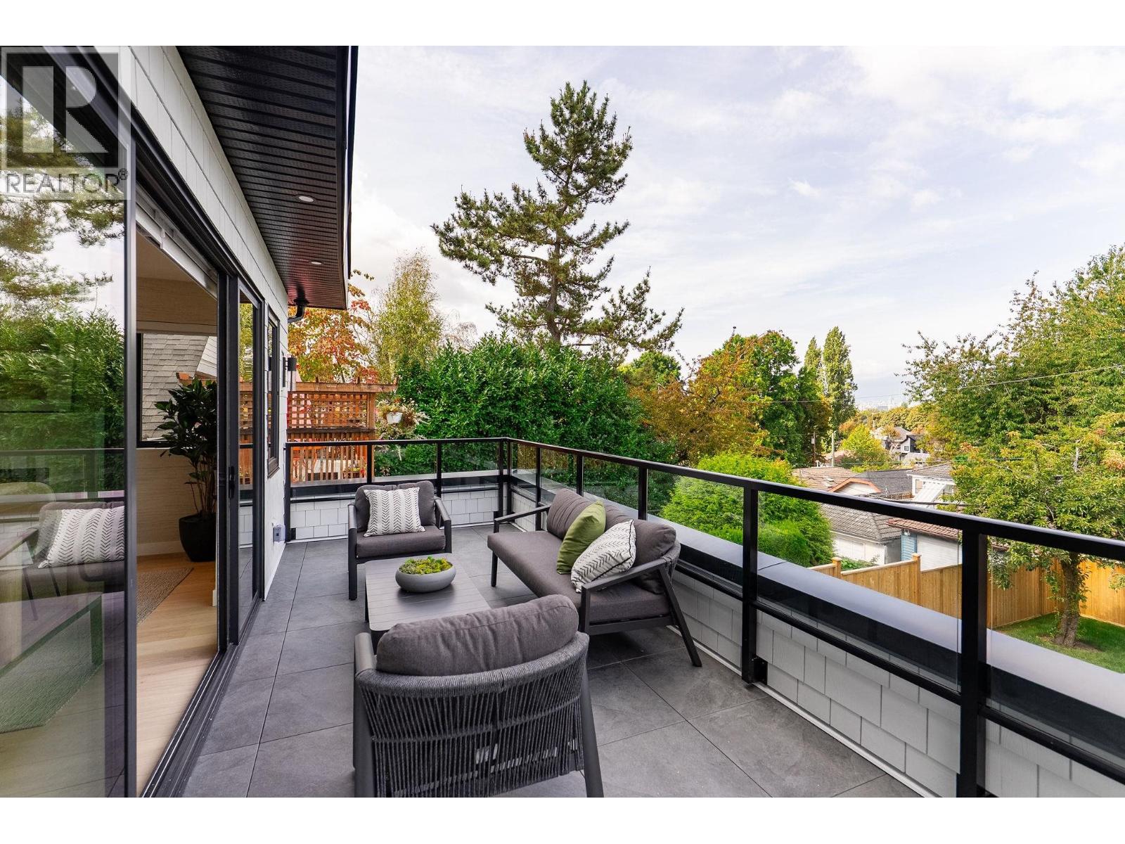 635 E 22nd Avenue, Vancouver, British Columbia  V5V 1V3 - Photo 14 - R3165647