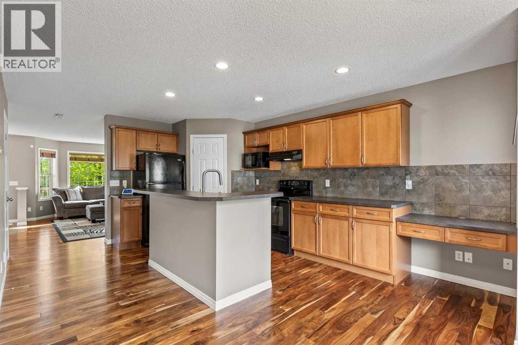 42 Everglen Manor SW, Calgary, Alberta  T2Y 5G3 - Photo 8 - A2340541