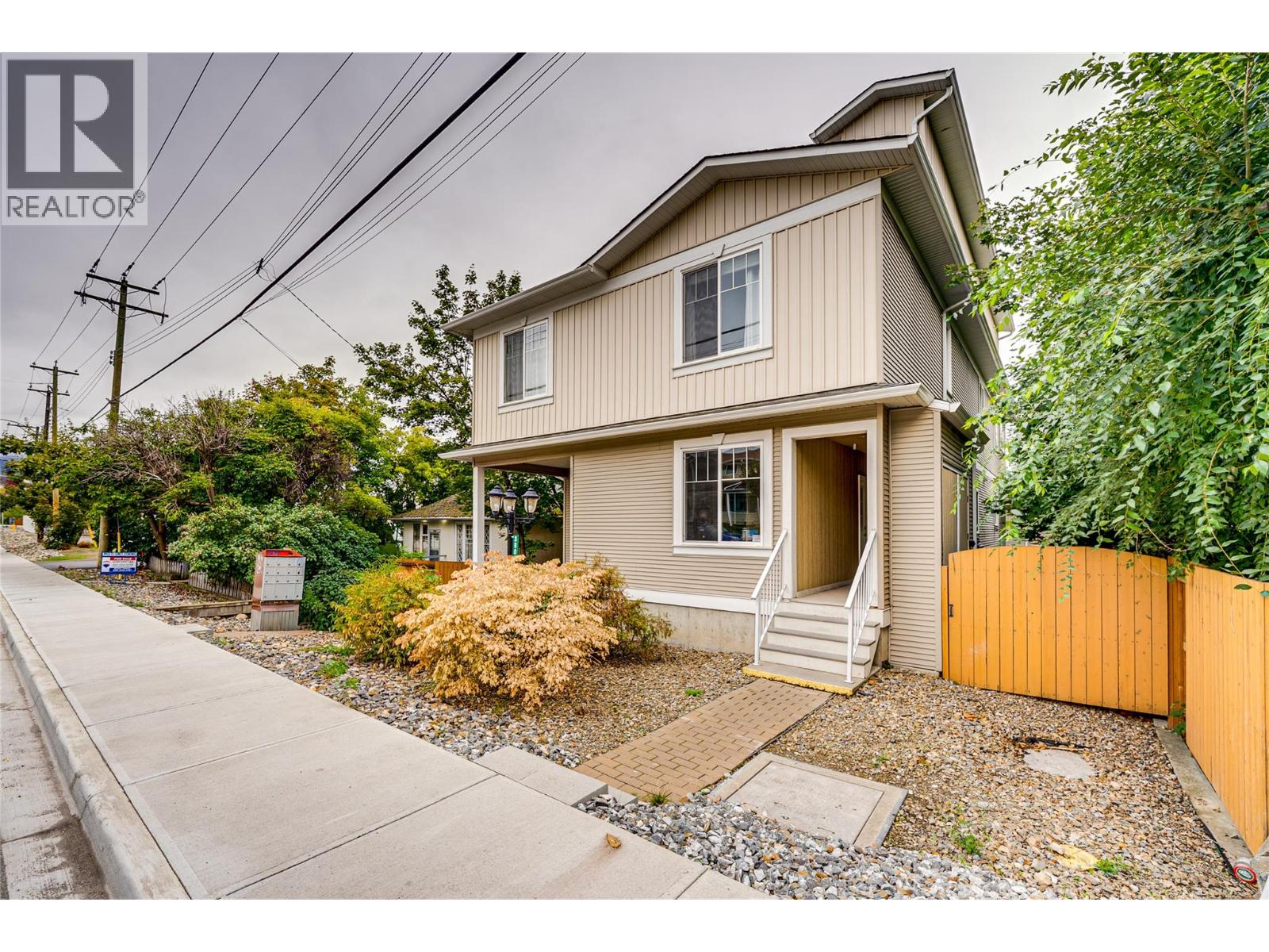 3804 32 Avenue Unit# 3, Vernon, British Columbia  V1T 2N3 - Photo 2 - 10400957