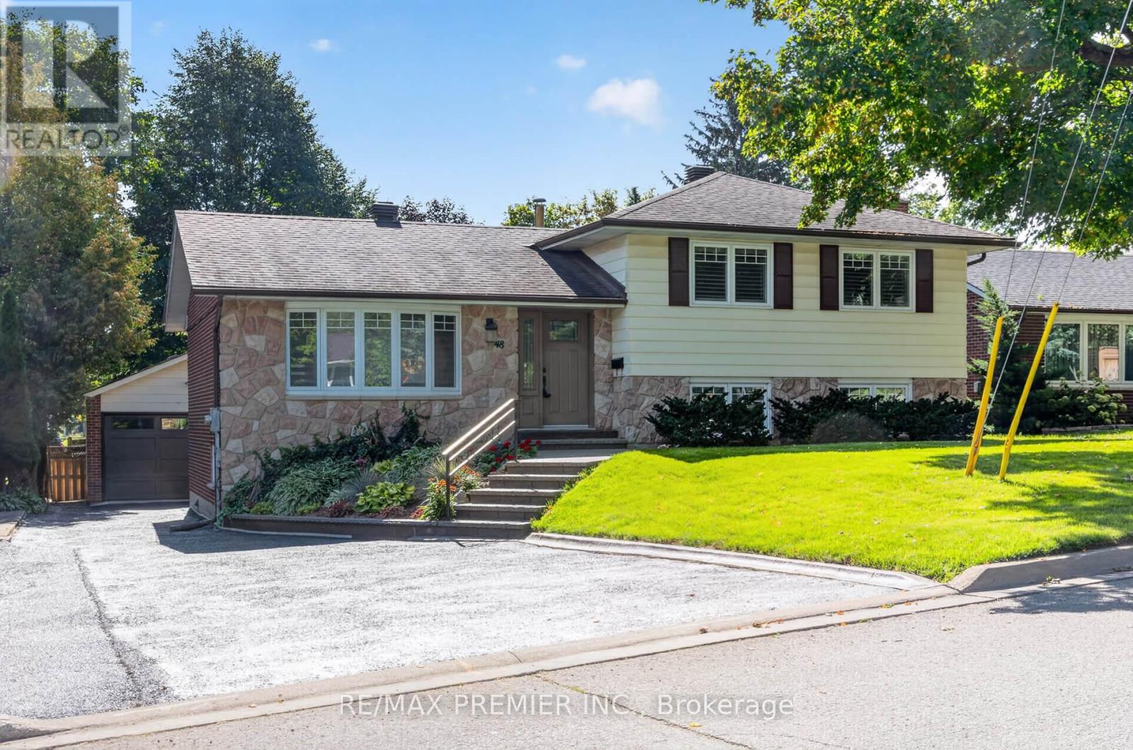 48 CHISHOLM STREET, Orangeville, Ontario