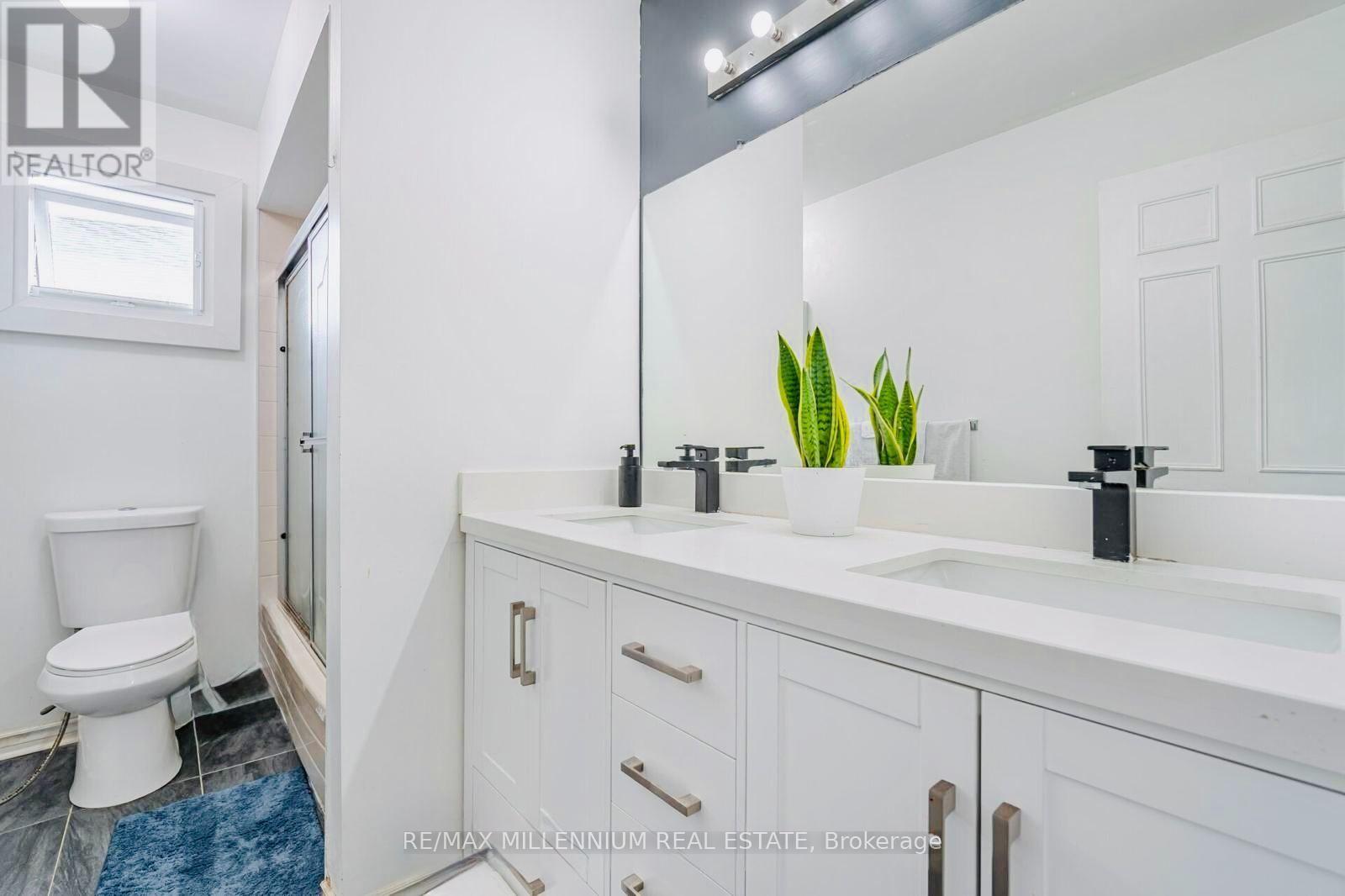 6 Sproule Drive, Brampton, Ontario  L6V 4B9 - Photo 13 - W13804918