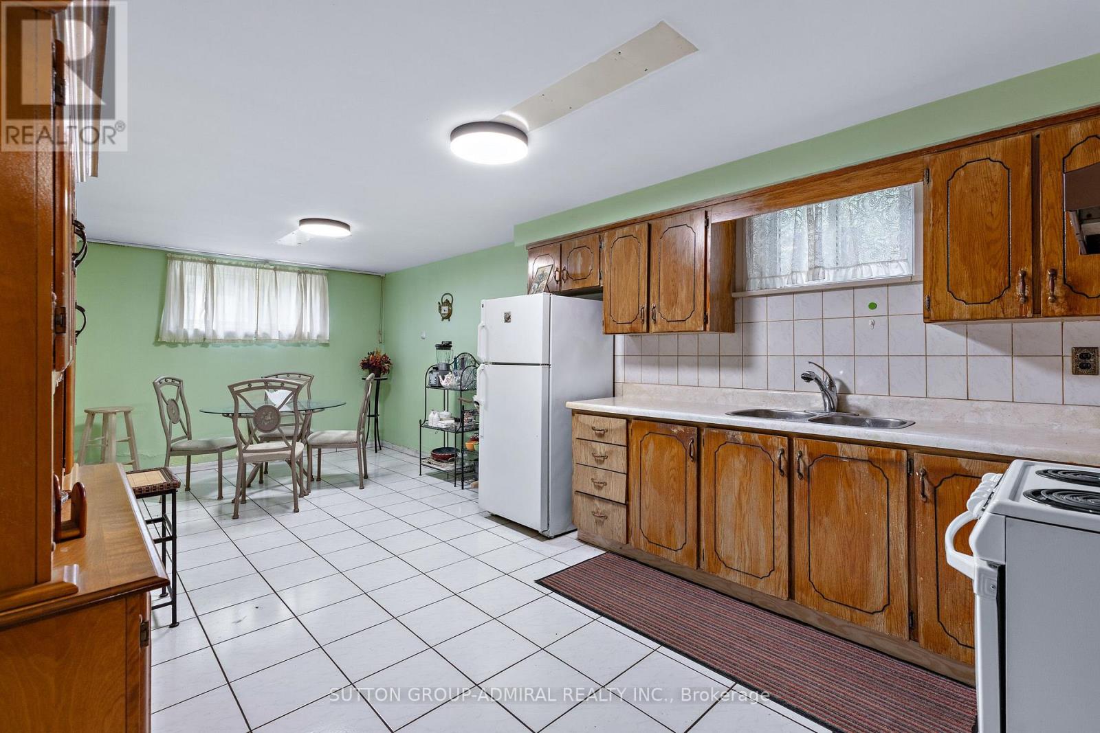 201 Derrydown Road, Toronto, Ontario  M3J 1S2 - Photo 33 - W13804920