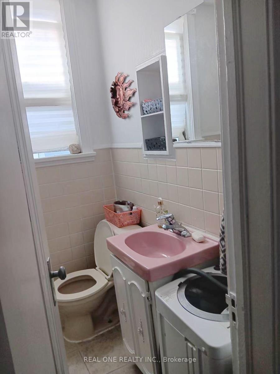 2 - 104 Twenty Fifth Street, Toronto, Ontario  M8V 3P8 - Photo 6 - W13804986