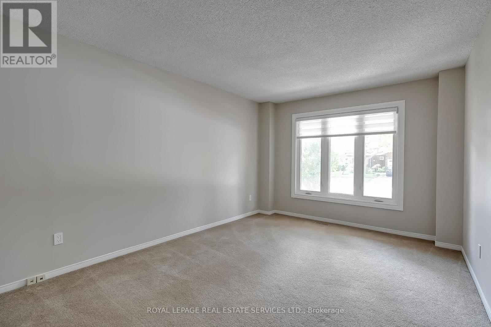 265 Mississaga Street, Oakville, Ontario  L6L 6J8 - Photo 10 - W13805000