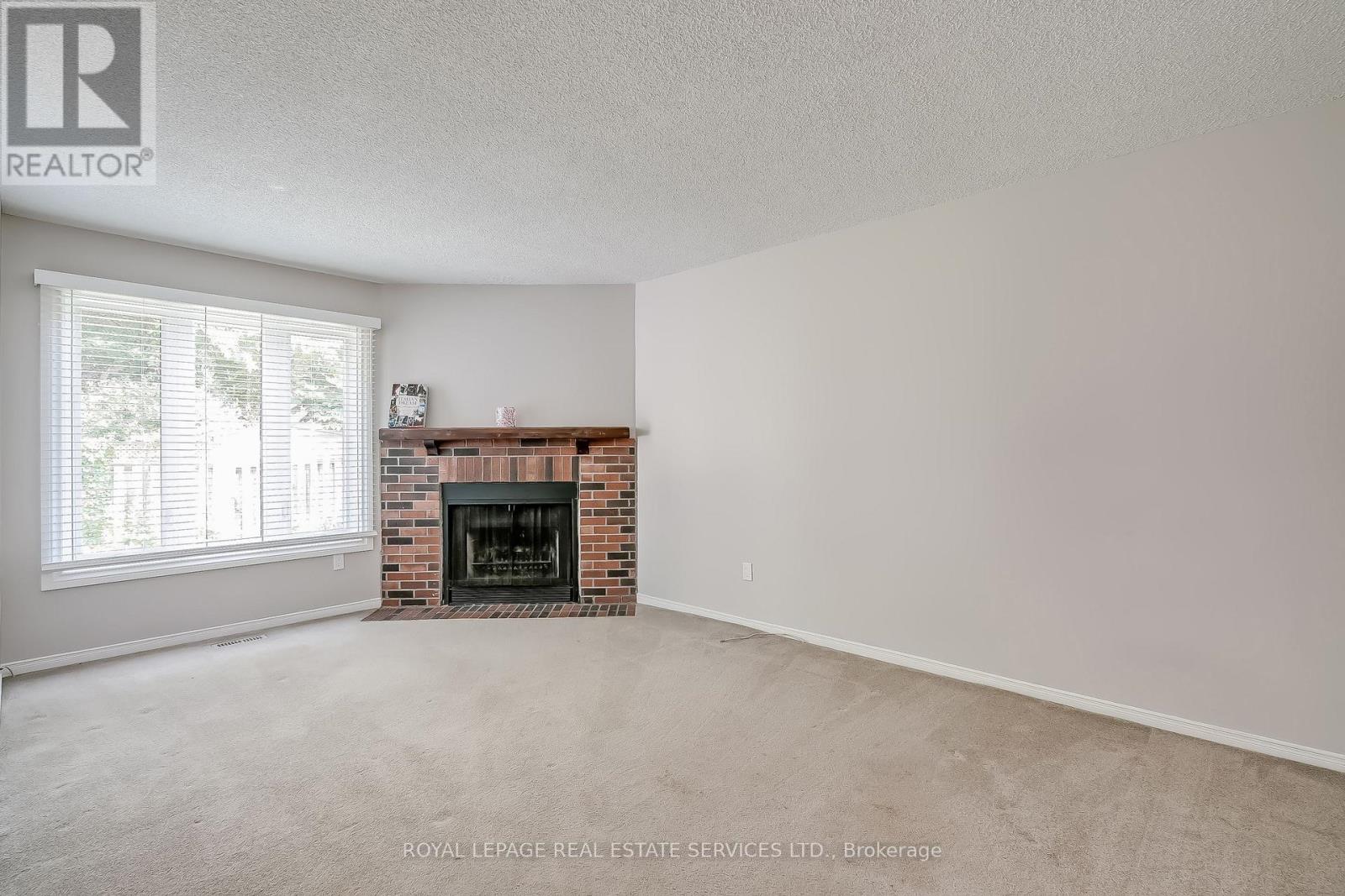 265 Mississaga Street, Oakville, Ontario  L6L 6J8 - Photo 11 - W13805000