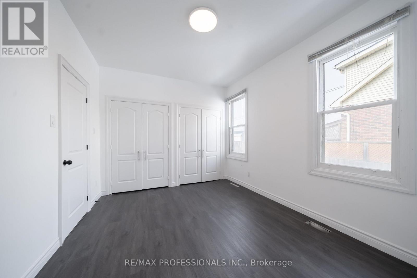 Main - 174 Thirtieth Street, Toronto, Ontario  M8W 3C5 - Photo 18 - W13805008