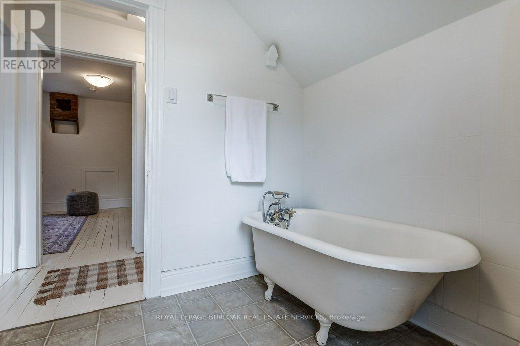533 Catharine Street N, Hamilton, Ontario  L8L 4V3 - Photo 35 - X13804936
