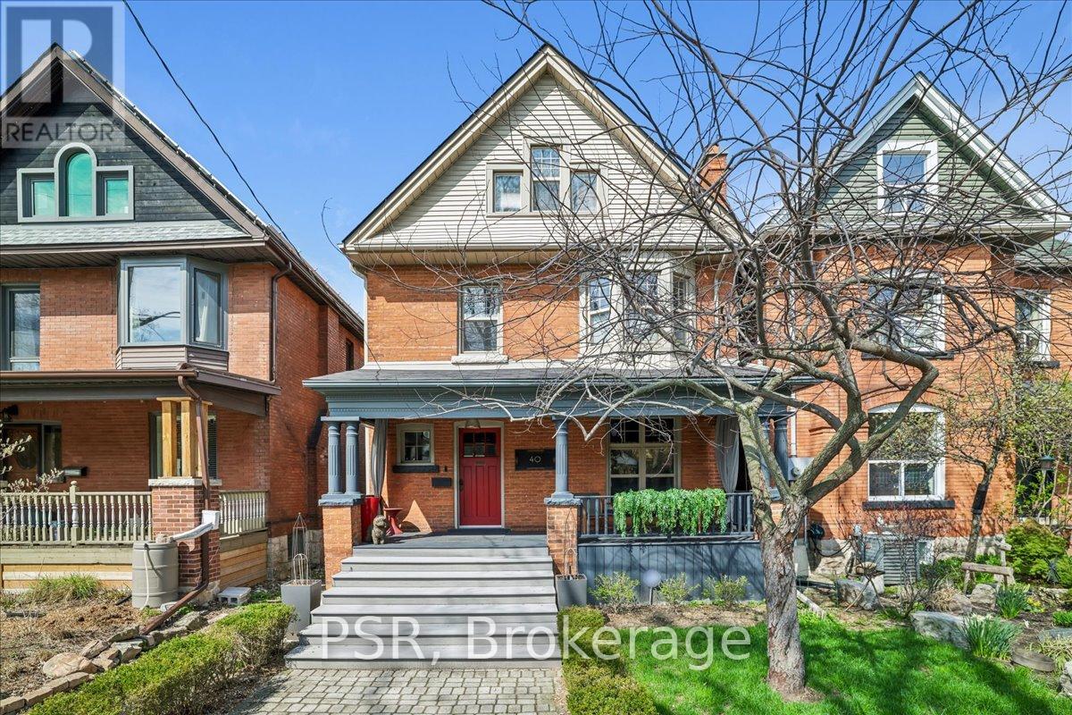 40 STANLEY AVENUE, Hamilton, Ontario