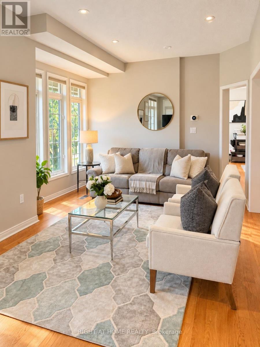 1 Ridgeway Court, Vaughan, Ontario L6A 2R6 - Photo 5 - N13779200