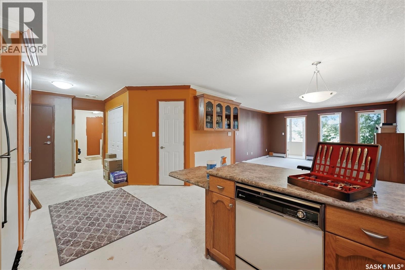 203 304 3rd Avenue E, Watrous, Saskatchewan  S0K 4T0 - Photo 9 - SK048695