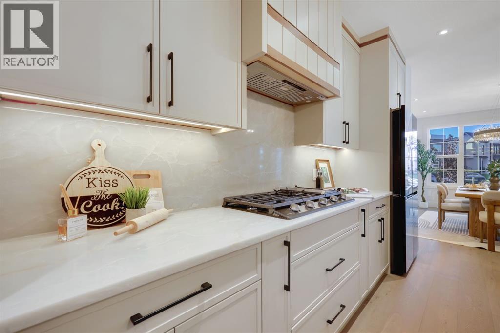 2824 31 Street Sw, Calgary, Alberta  T3E 2P1 - Photo 11 - A2341136