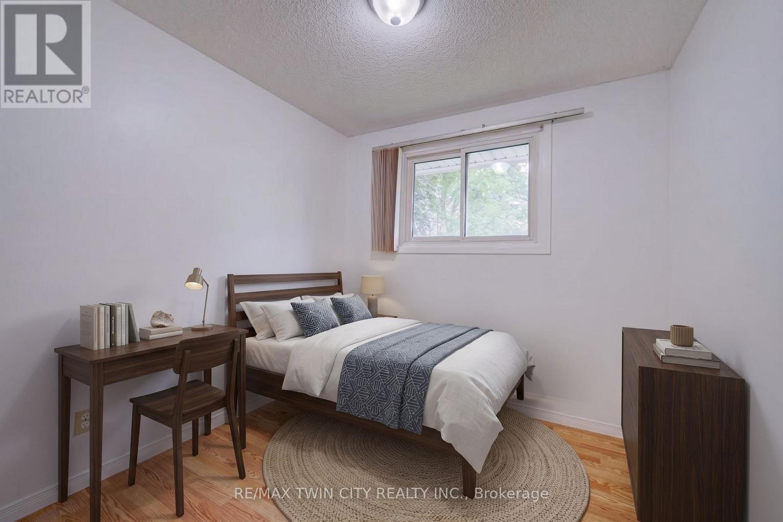 602 Highpoint Avenue, Waterloo, Ontario  N2L 4N1 - Photo 18 - X13803276