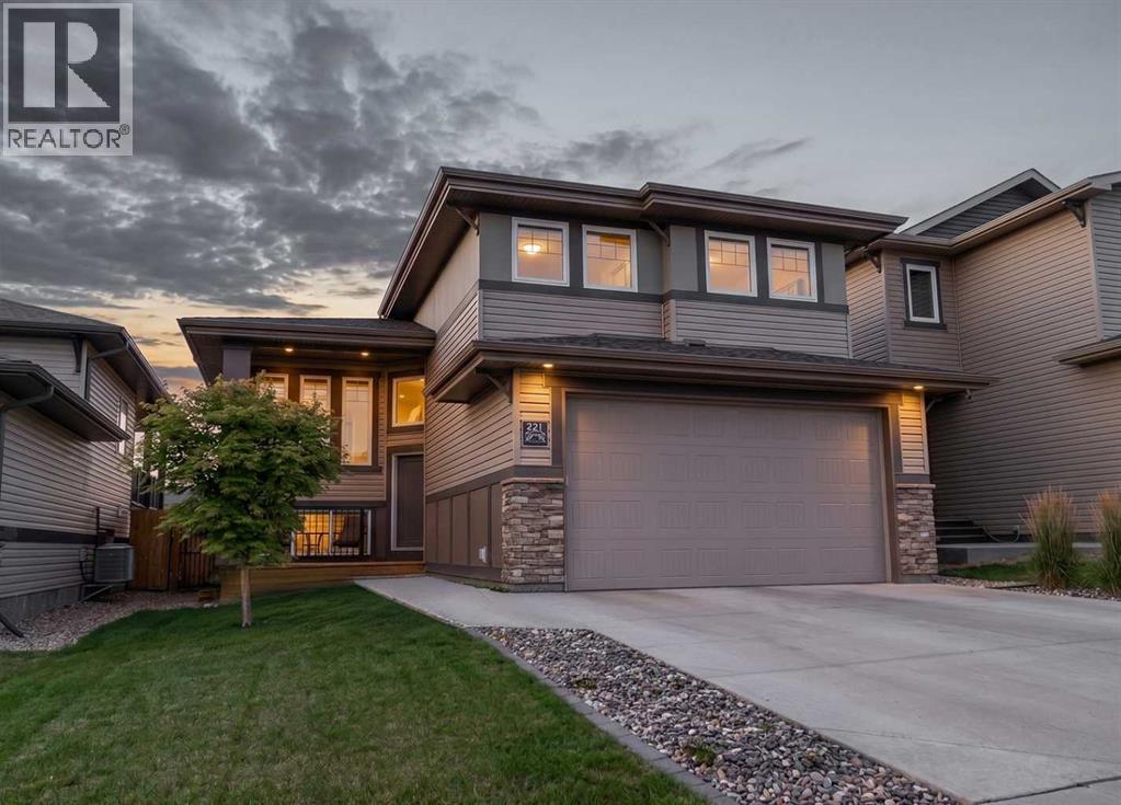 221 Lasalle Terrace W, lethbridge, Alberta