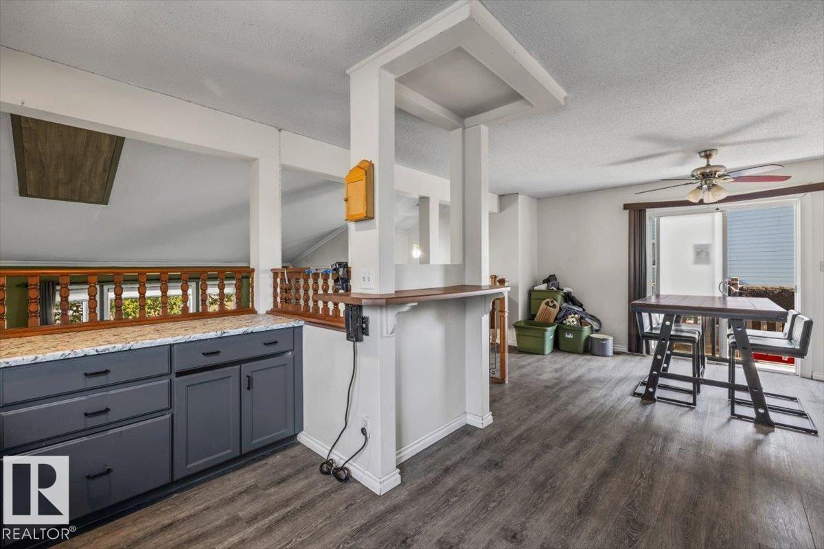329 Warwick Rd Nw, Edmonton, Alberta  T5X 4R1 - Photo 12 - E4509479