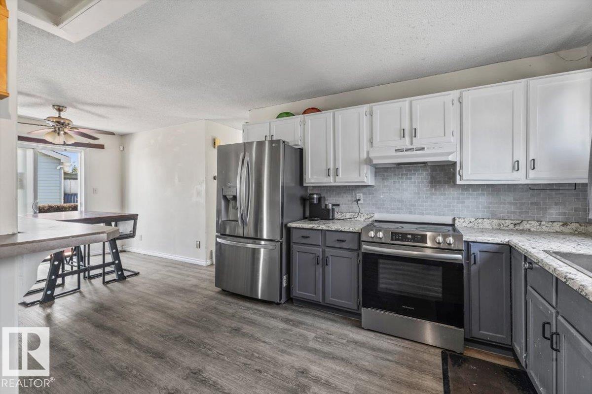 329 Warwick Rd Nw, Edmonton, Alberta  T5X 4R1 - Photo 14 - E4509479