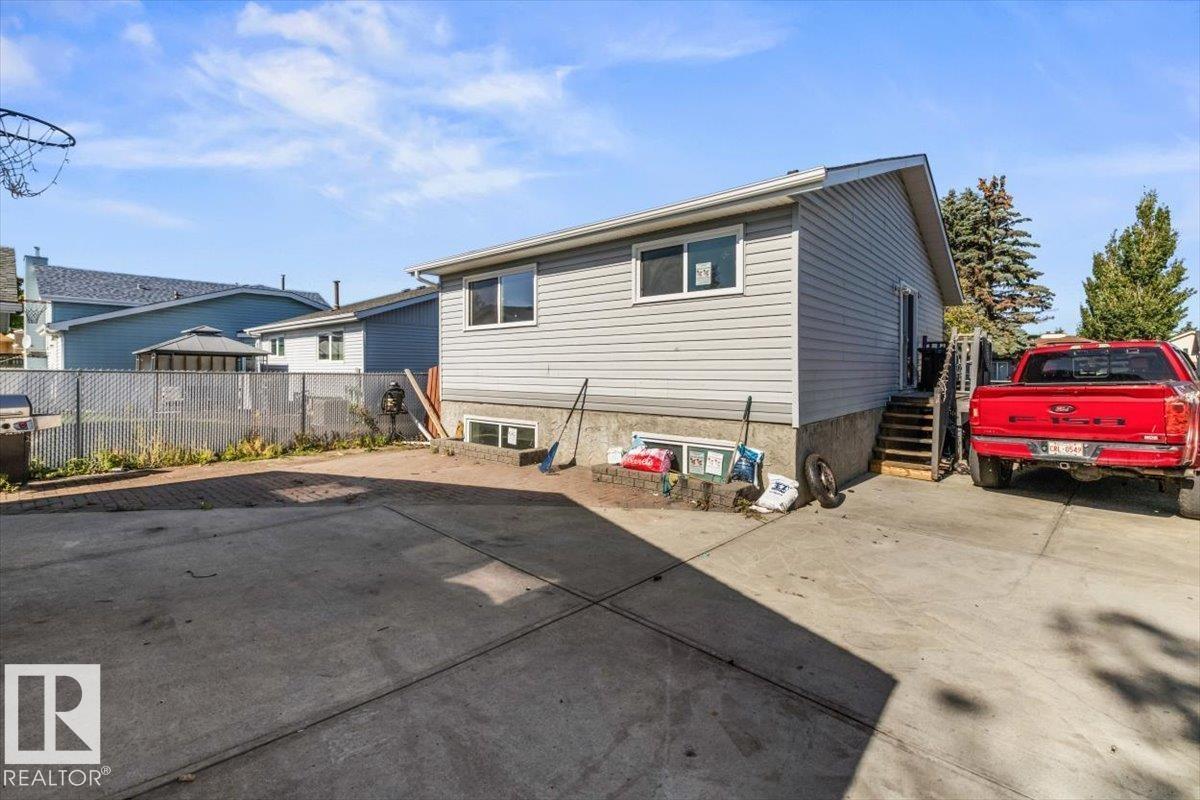 329 Warwick Rd Nw, Edmonton, Alberta  T5X 4R1 - Photo 28 - E4509479