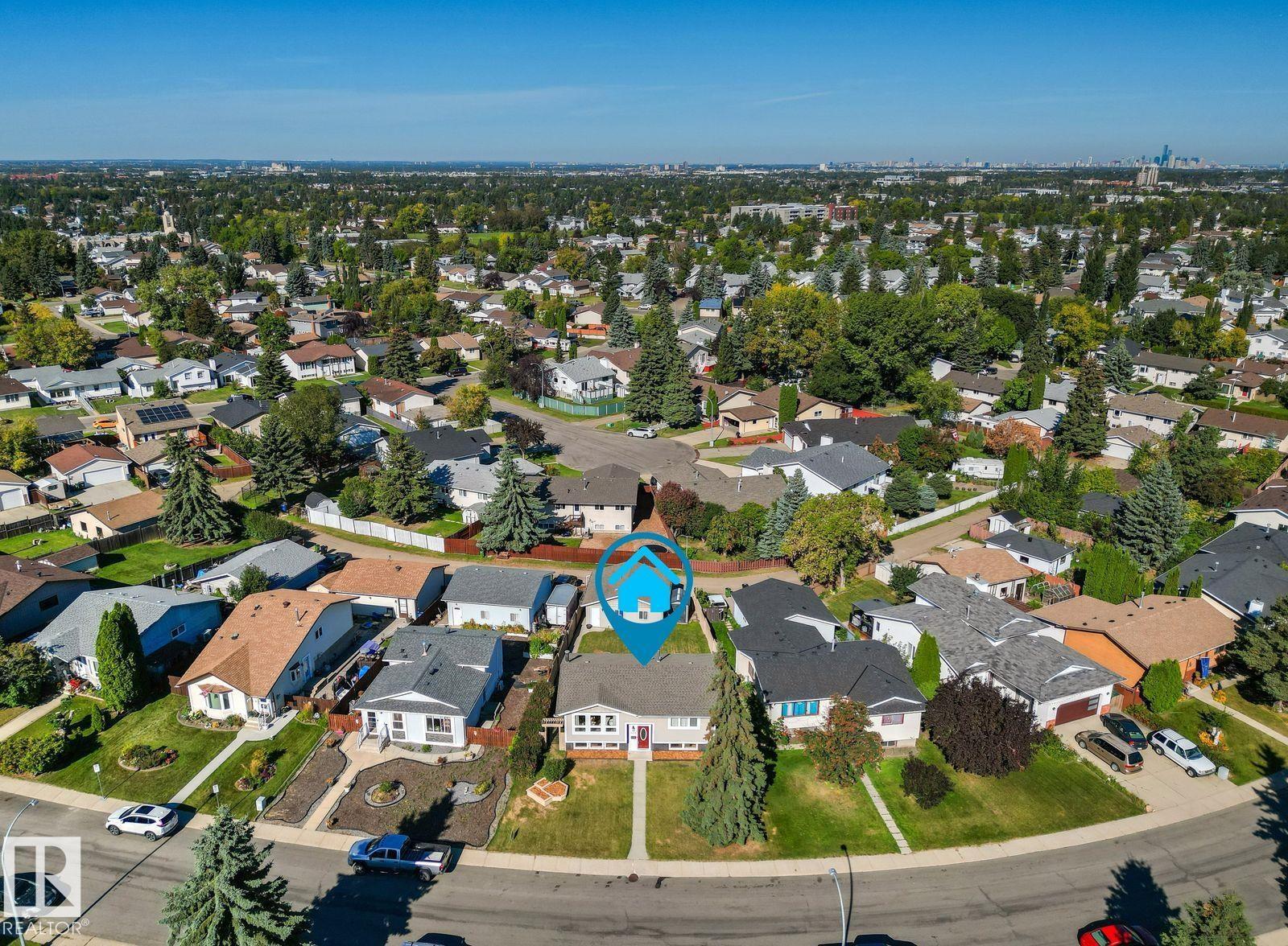 5208 10 Av Nw, Edmonton, Alberta  T6L 1Z1 - Photo 2 - E4509482