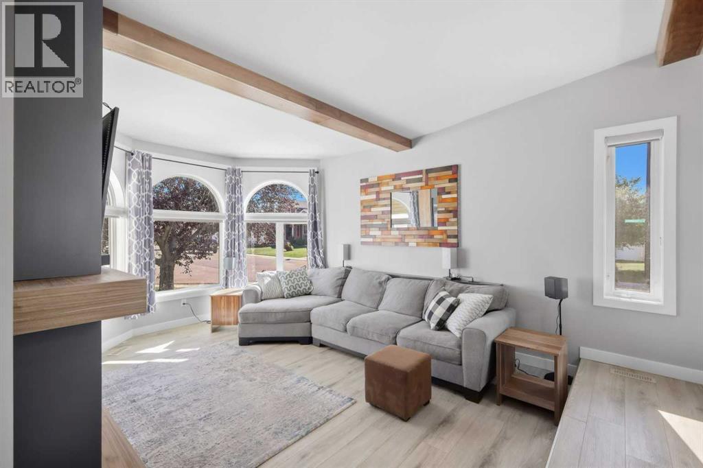 2 Densmore Crescent
