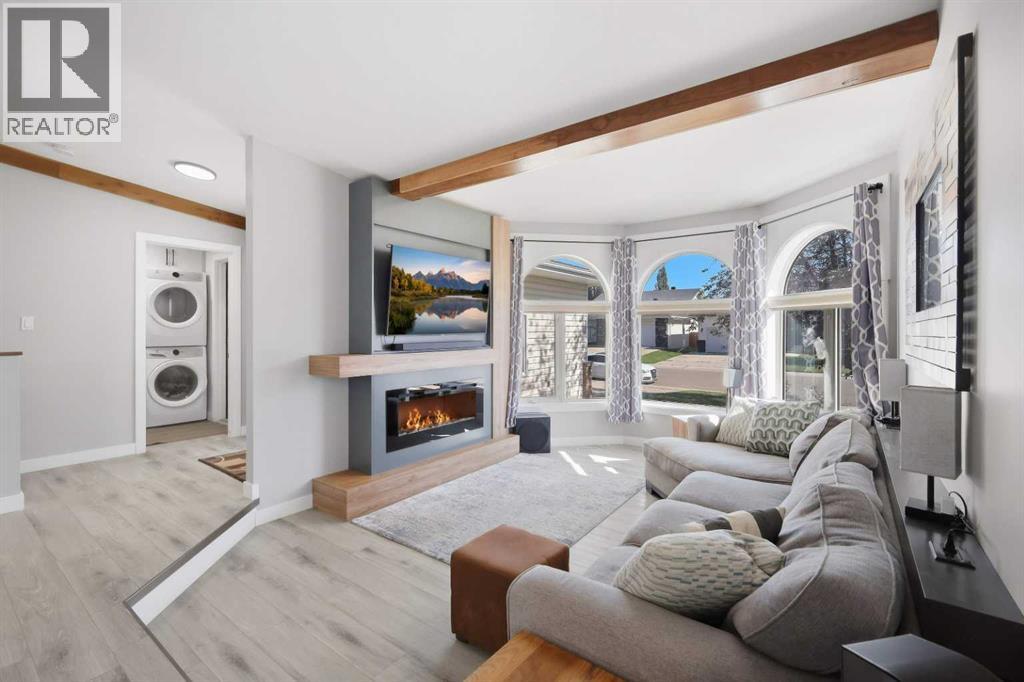 2 Densmore Crescent