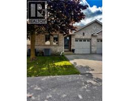 24 GRIFFITHS Drive Unit# 23, Paris, Ontario