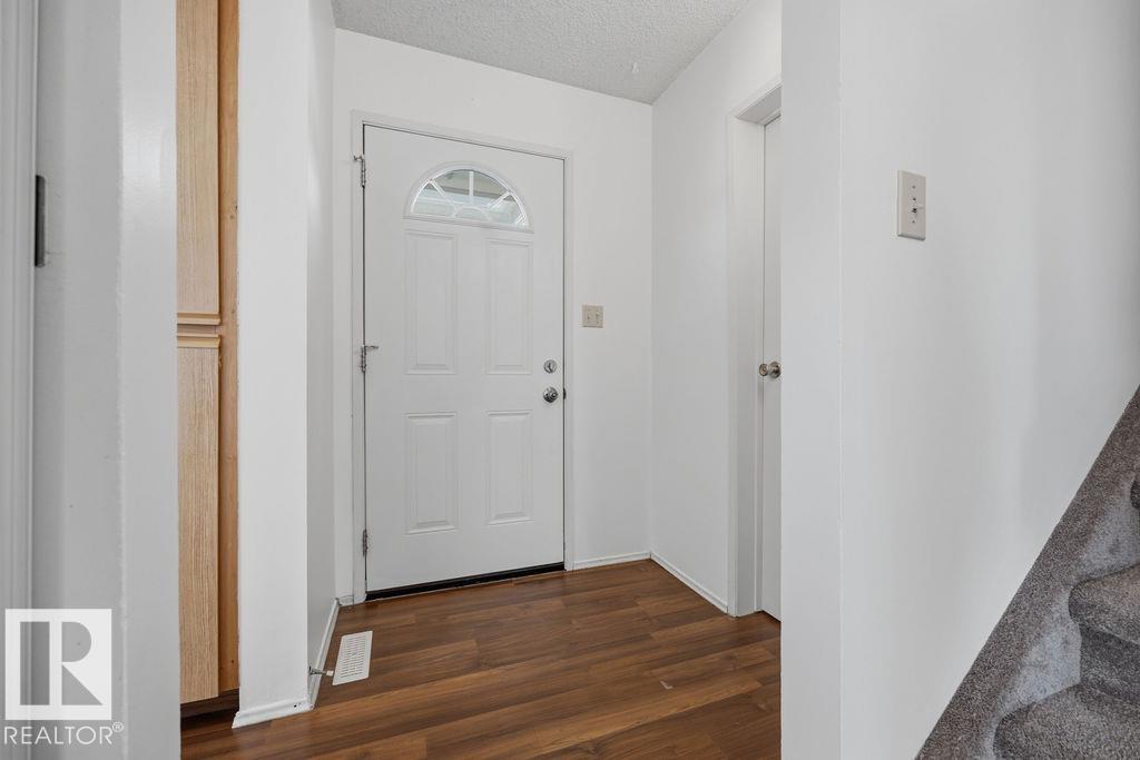 #54 4403 Riverbend Rd Nw, Edmonton, Alberta  T6H 5S9 - Photo 3 - E4509484