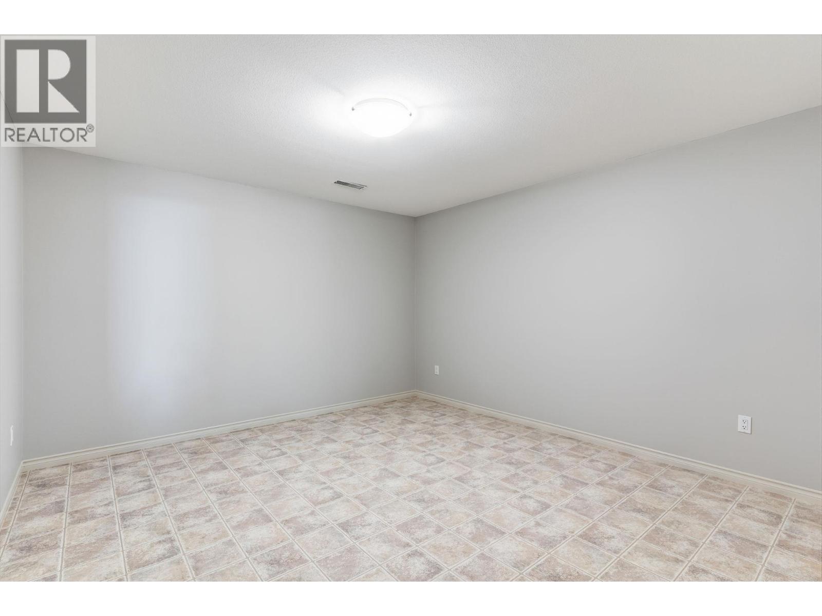 416 Quilchena Drive, Kelowna, British Columbia  V1W 4T7 - Photo 49 - 10400640