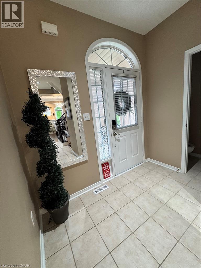 20 Sable Drive, Ancaster, Ontario  L9K 1K9 - Photo 5 - 40863807