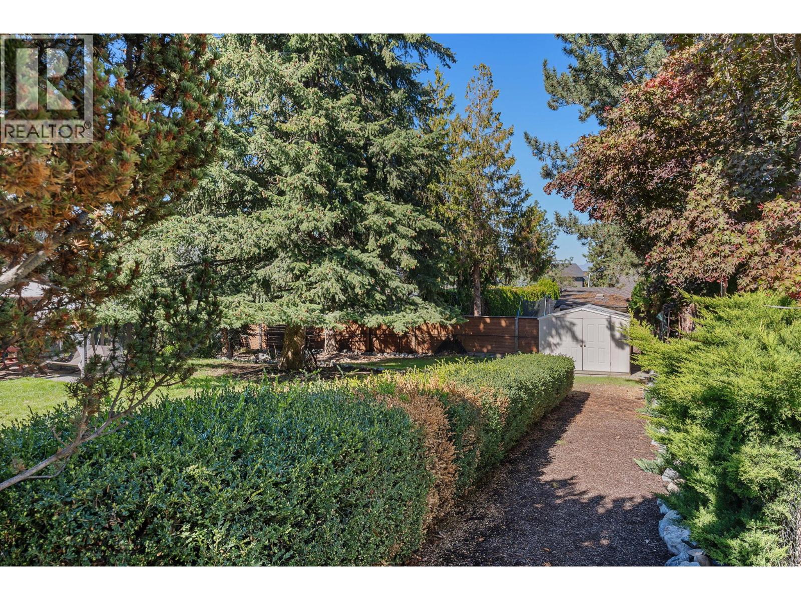 416 Quilchena Drive, Kelowna, British Columbia  V1W 4T7 - Photo 62 - 10400640
