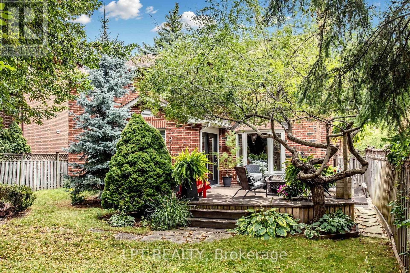 1579 Lovelady Crescent, Mississauga, Ontario  L4W 2Y9 - Photo 48 - W13804852