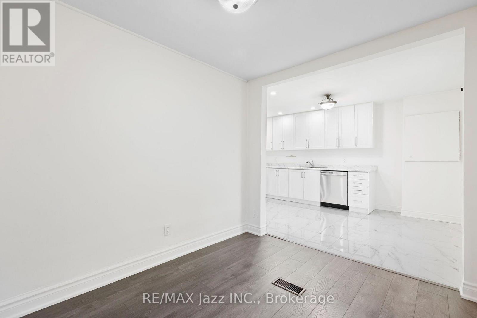 152 ELGIN STREET E, Oshawa, Ontario