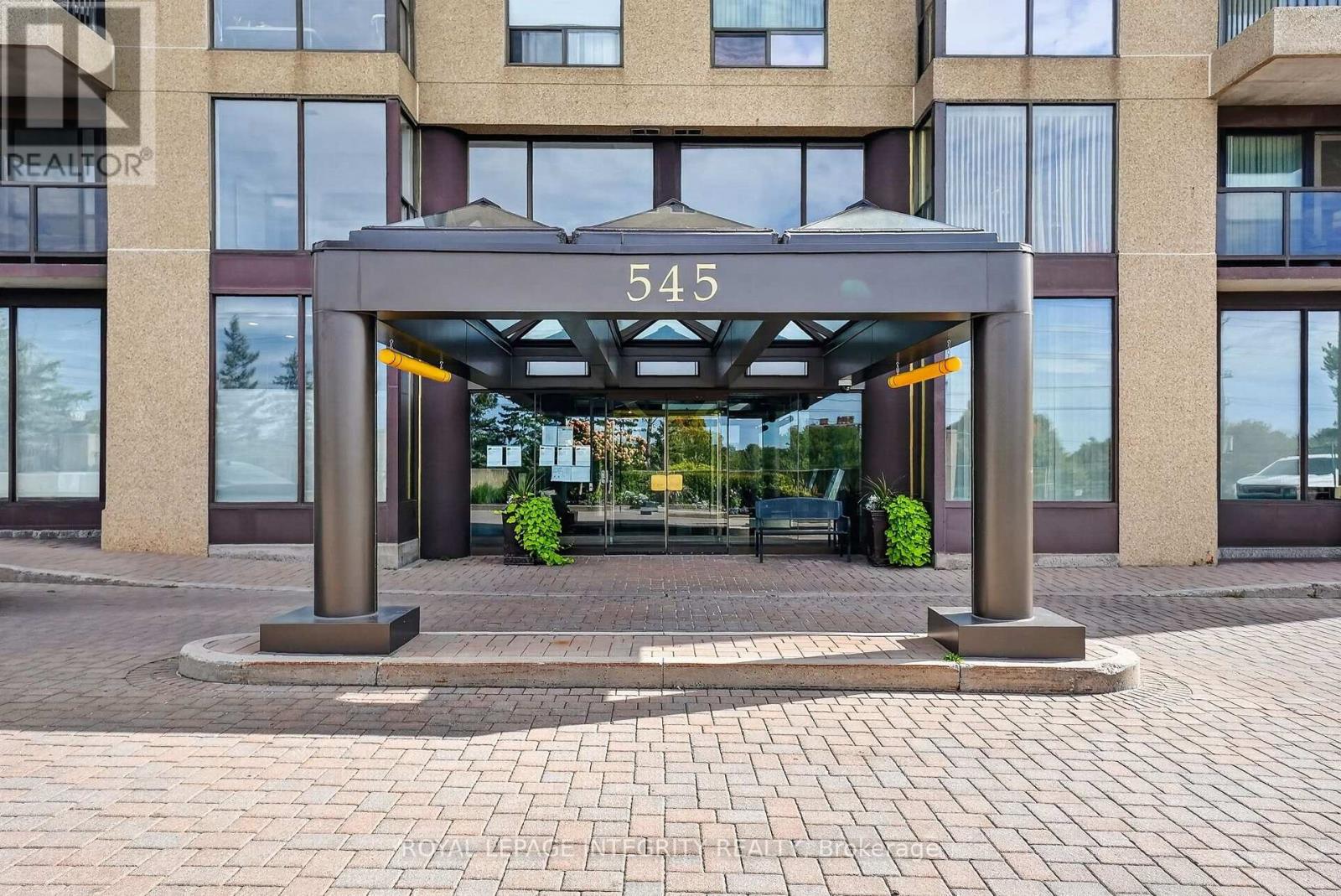302 - 545 St. Laurent Boulevard, Ottawa, Ontario  K1K 4H9 - Photo 2 - X13805056