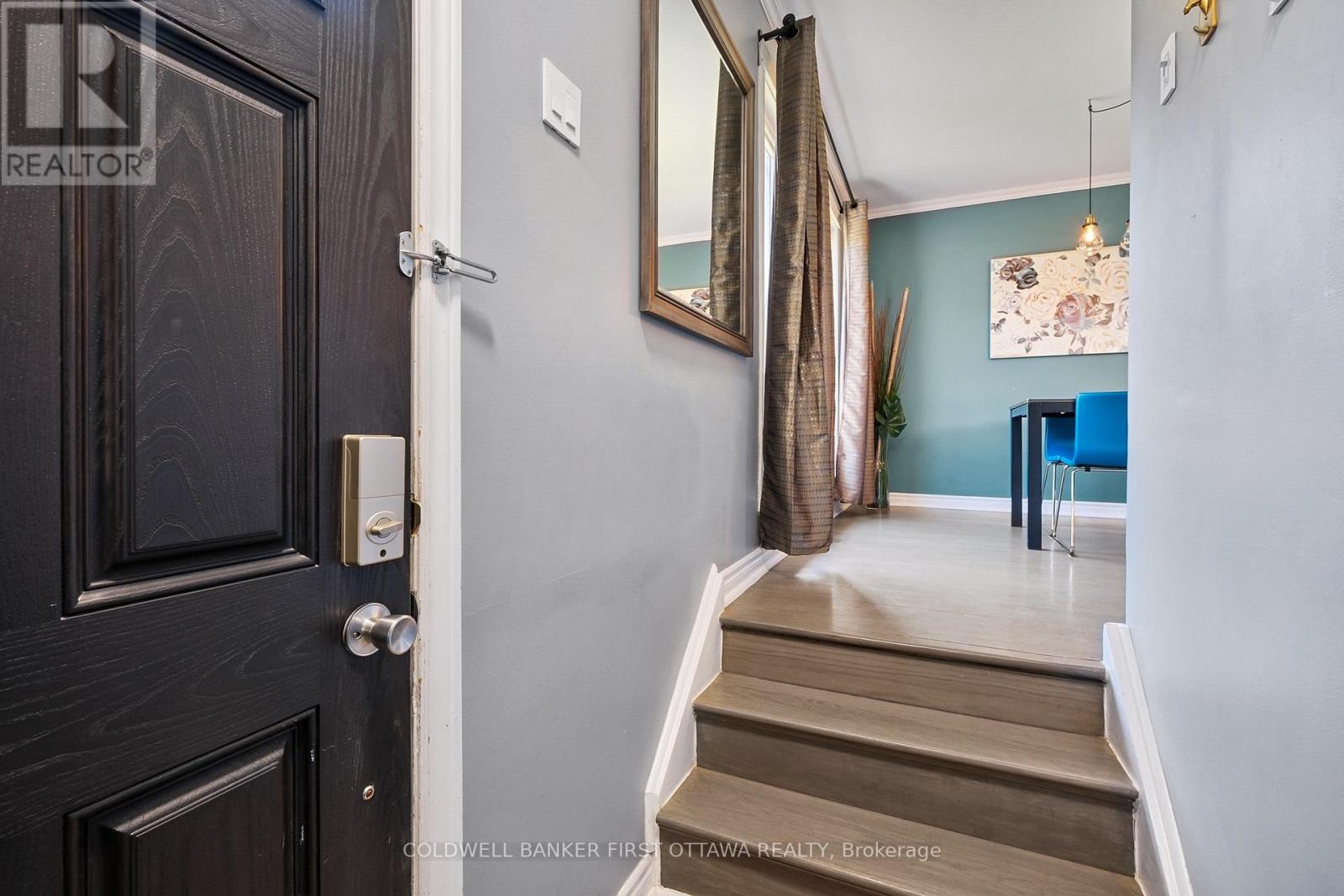 702 Crystal Street, Ottawa, Ontario  K1K 2G2 - Photo 16 - X13805084