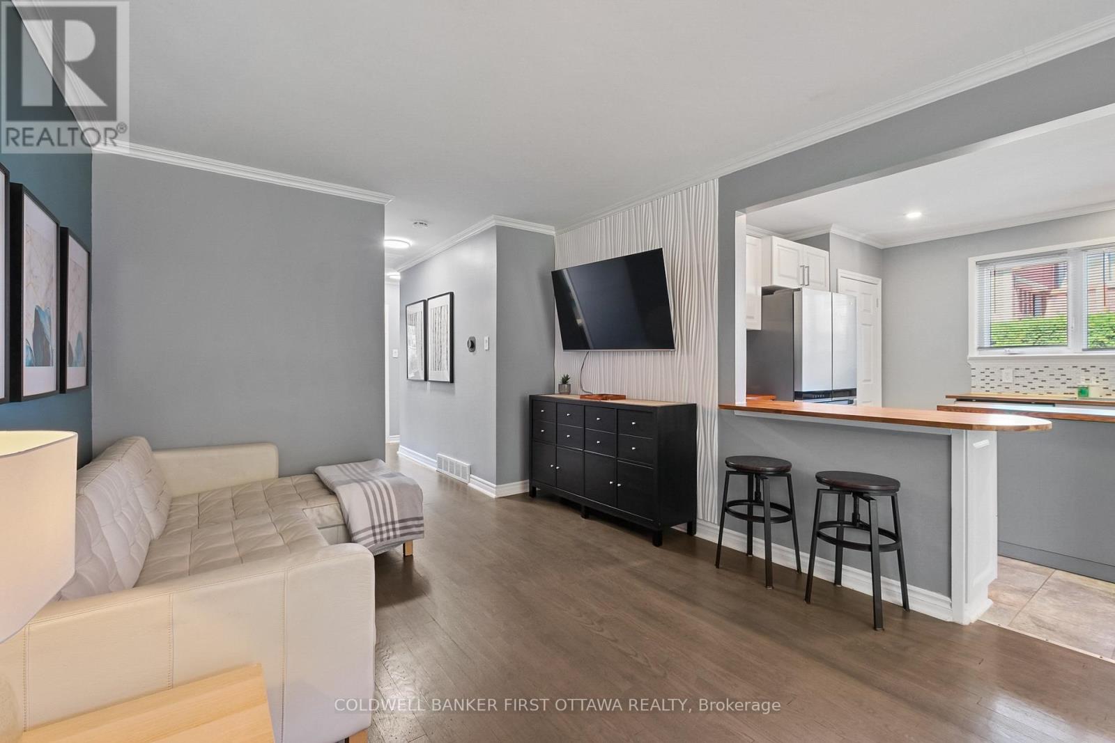 702 Crystal Street, Ottawa, Ontario  K1K 2G2 - Photo 31 - X13805084