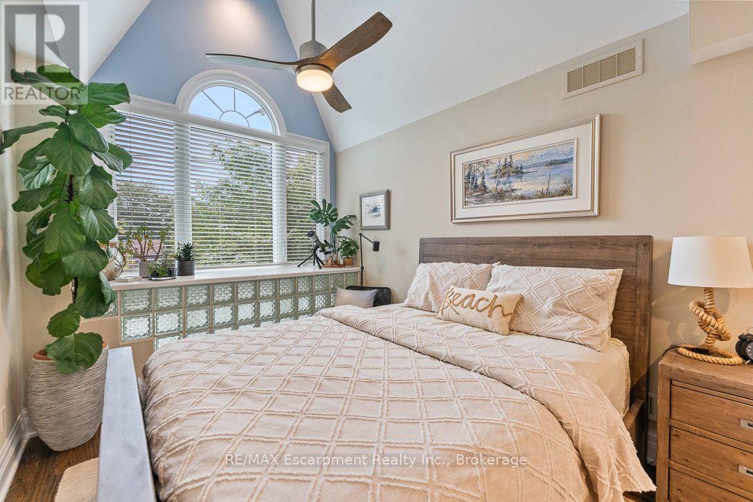 2331 Marine Drive, Oakville, Ontario  L6L 1C2 - Photo 15 - W13805064
