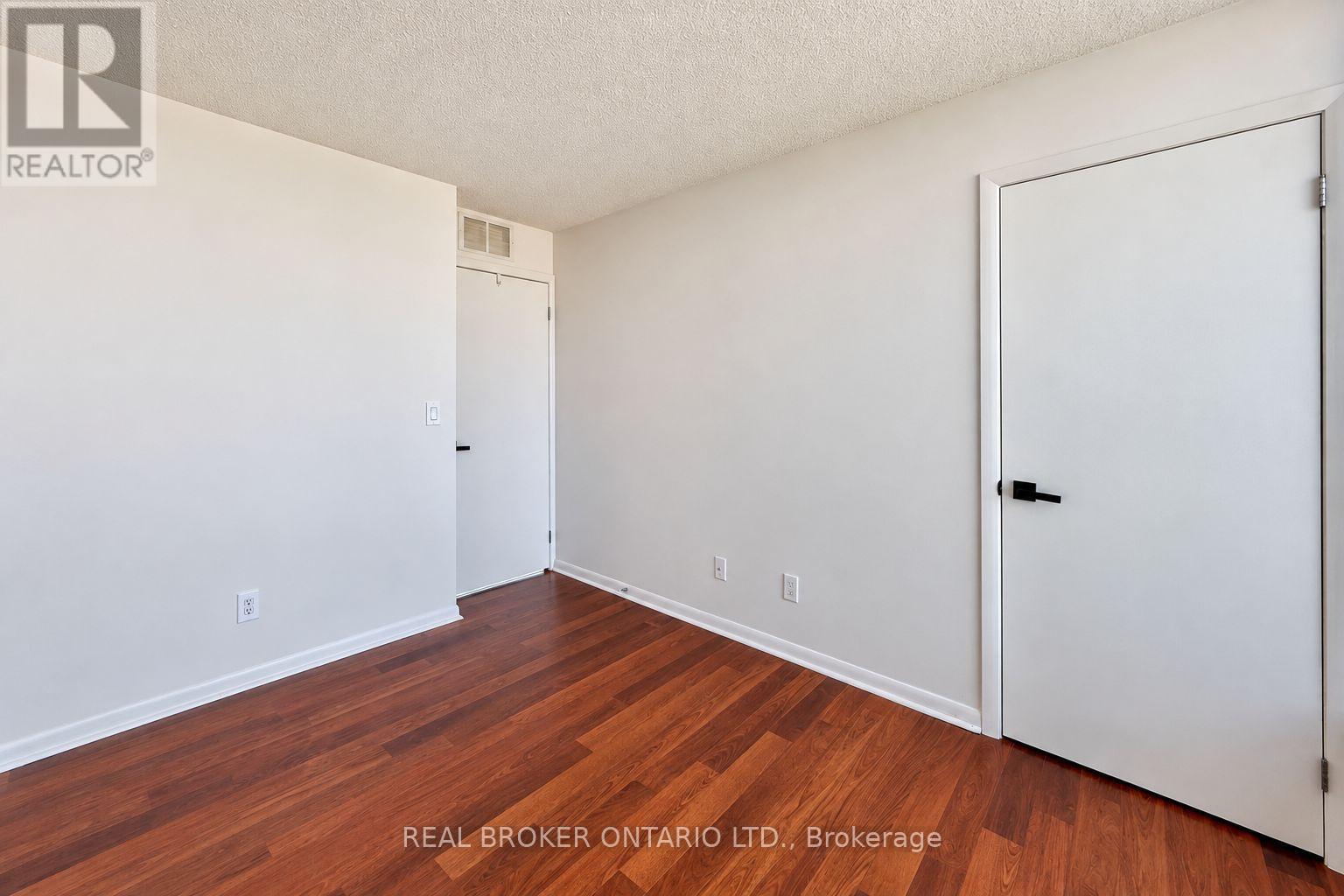1909 - 219 Fort York Boulevard, Toronto, Ontario  M5V 1B1 - Photo 20 - C13805046
