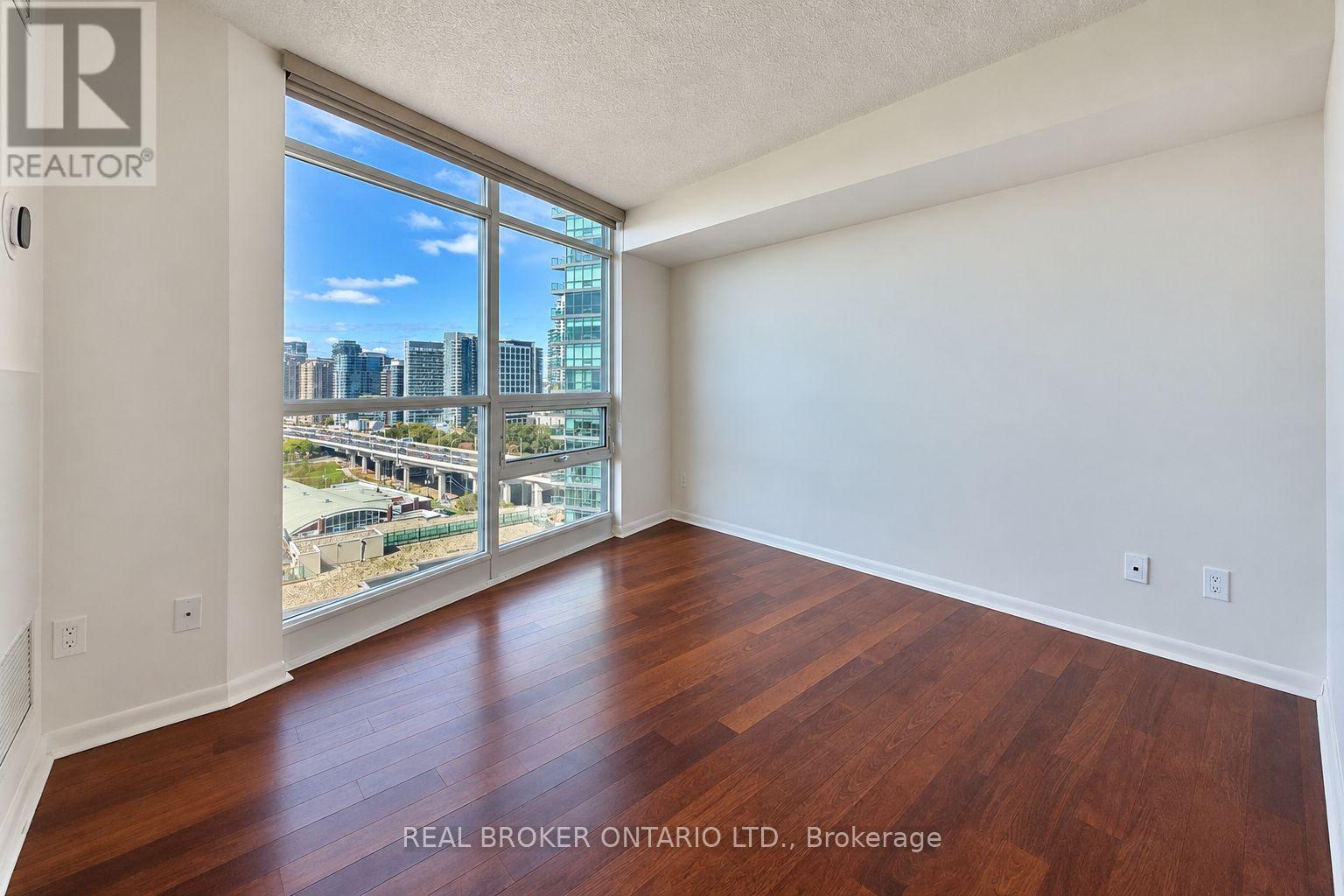 1909 - 219 Fort York Boulevard, Toronto, Ontario  M5V 1B1 - Photo 21 - C13805046