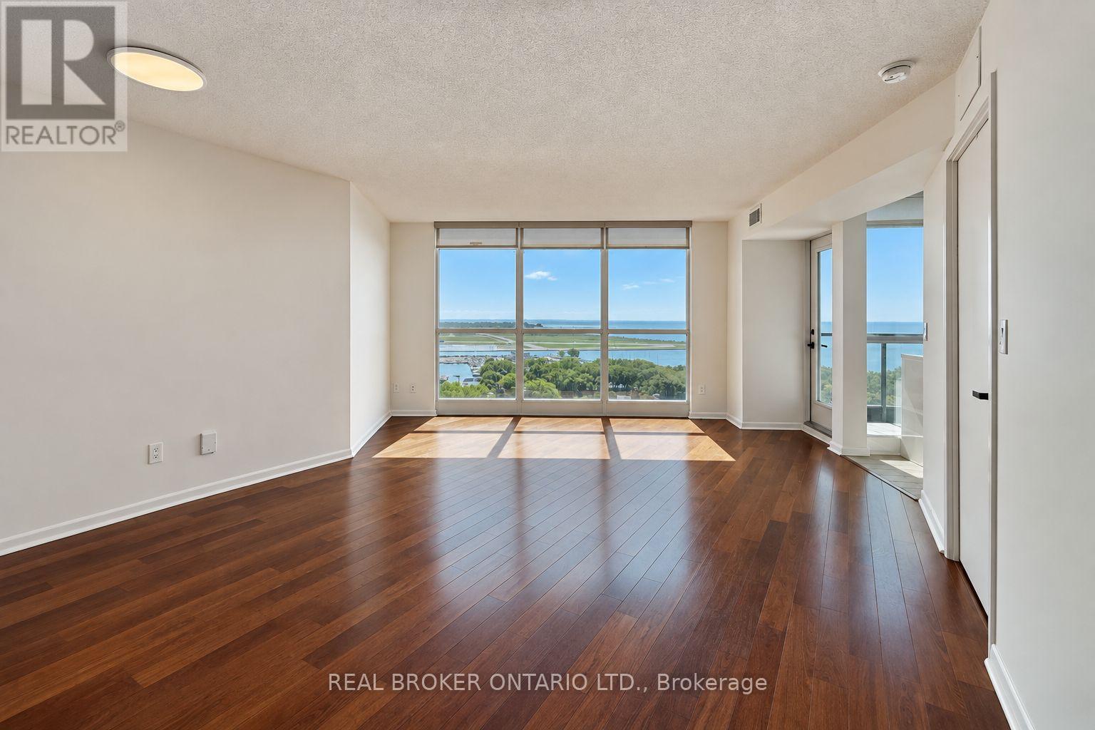 1909 - 219 Fort York Boulevard, Toronto, Ontario  M5V 1B1 - Photo 4 - C13805046
