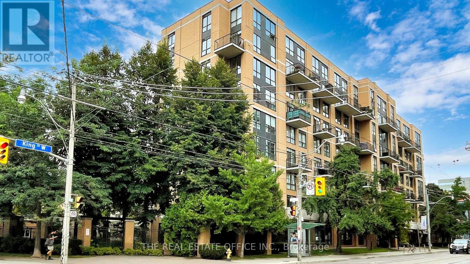 405 - 800 KING STREET W, toronto (niagara), Ontario