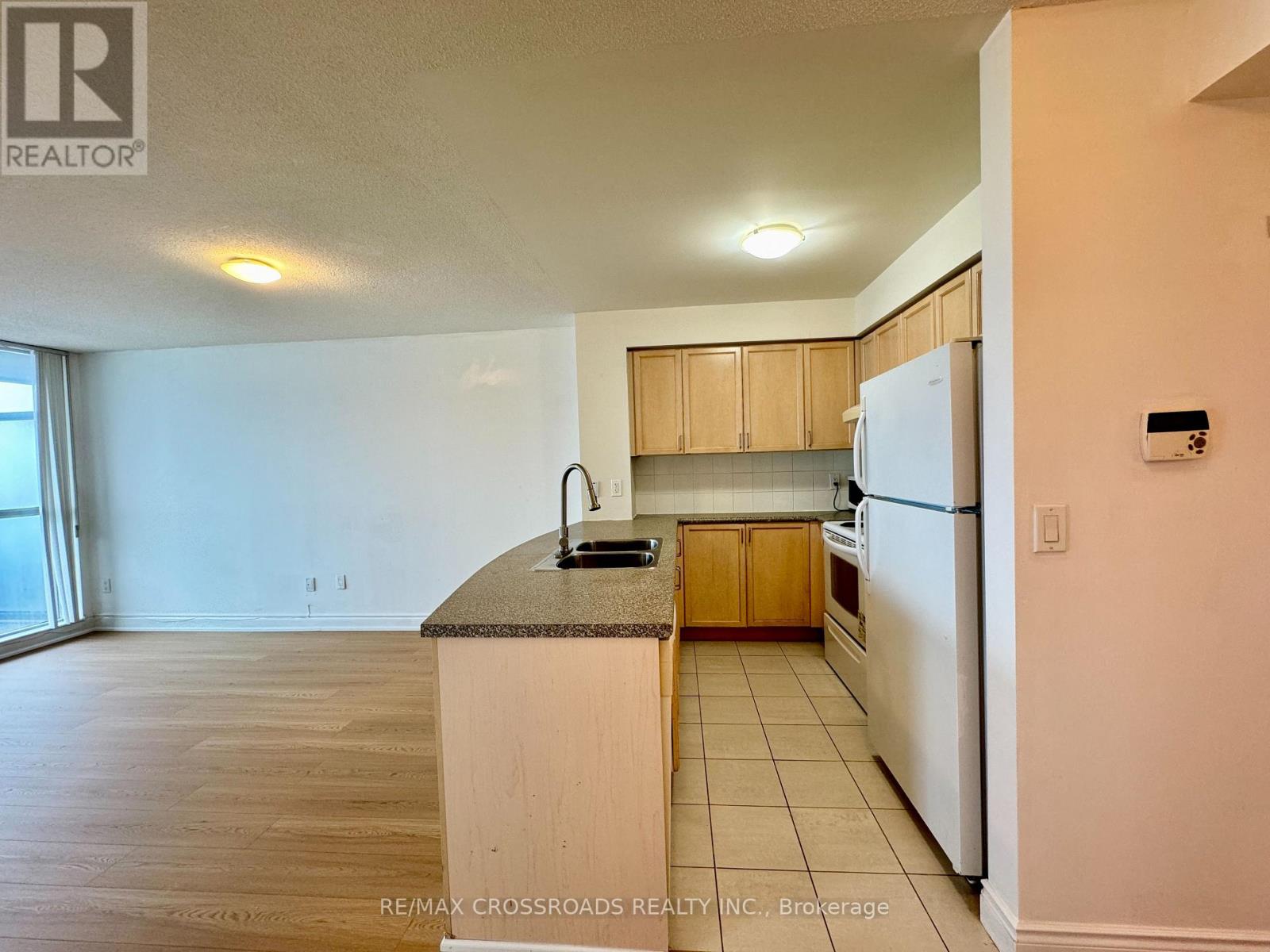 2505 - 60 Brian Harrison Way, Toronto (Bendale), Ontario  M1P 5J5 - Photo 13 - E13805054