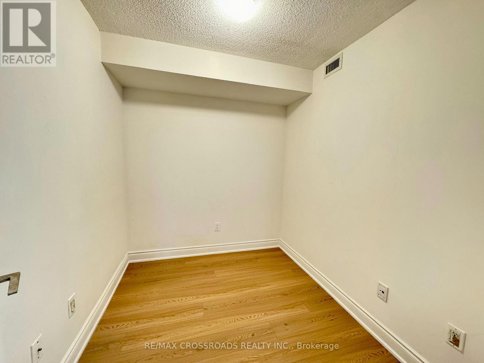 2505 - 60 Brian Harrison Way, Toronto (Bendale), Ontario  M1P 5J5 - Photo 21 - E13805054
