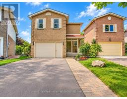 MAIN - 8 PARK LANE CIRCLE, Richmond Hill, Ontario