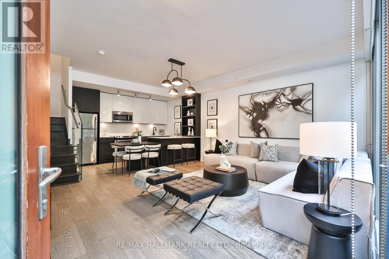 Th-103 - 1815 Yonge Street, Toronto, Ontario  M4T 2A4 - Photo 8 - C13796192