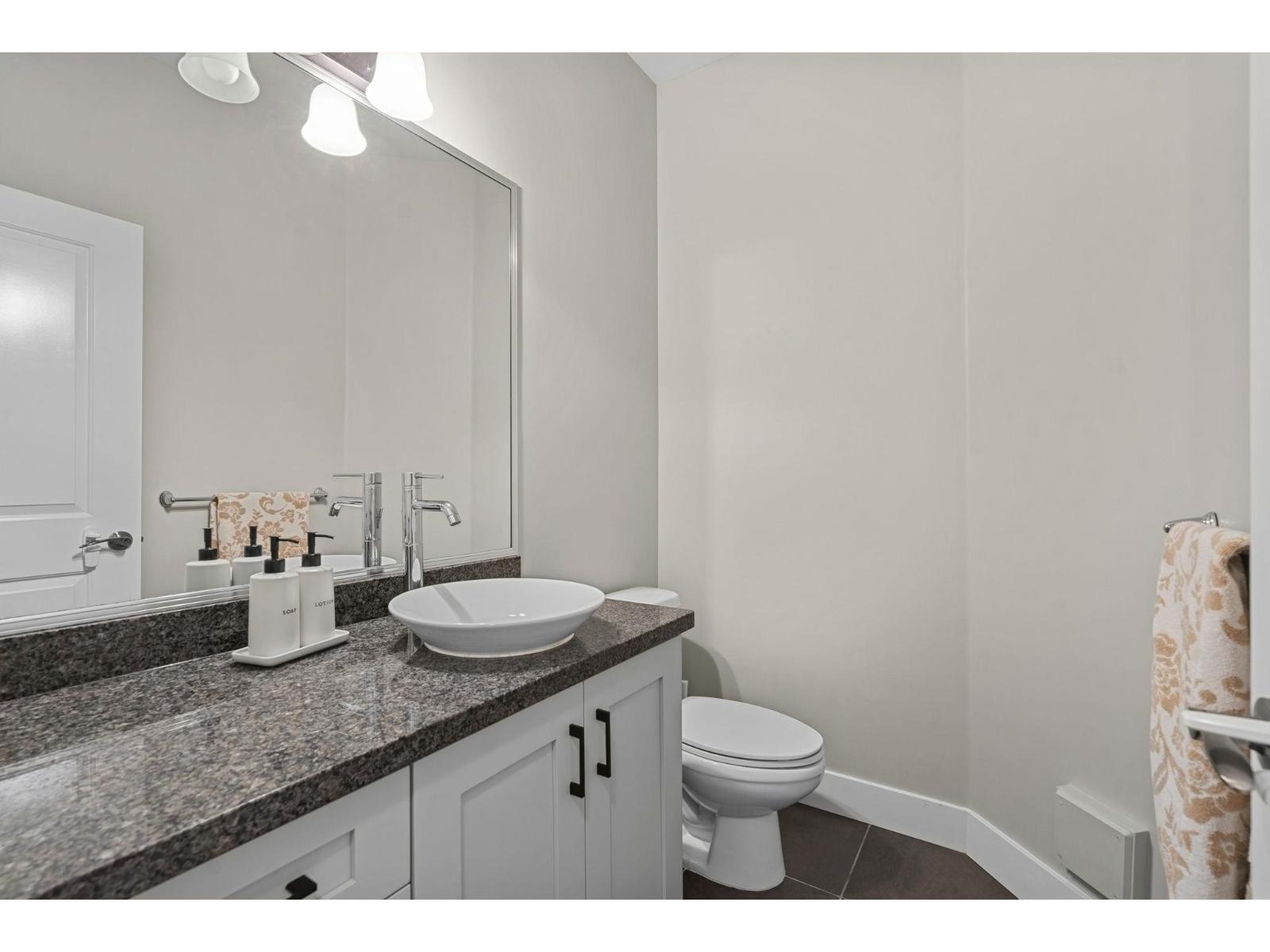 6679 193 Street, Surrey, British Columbia  V4N 0C1 - Photo 10 - R3165461