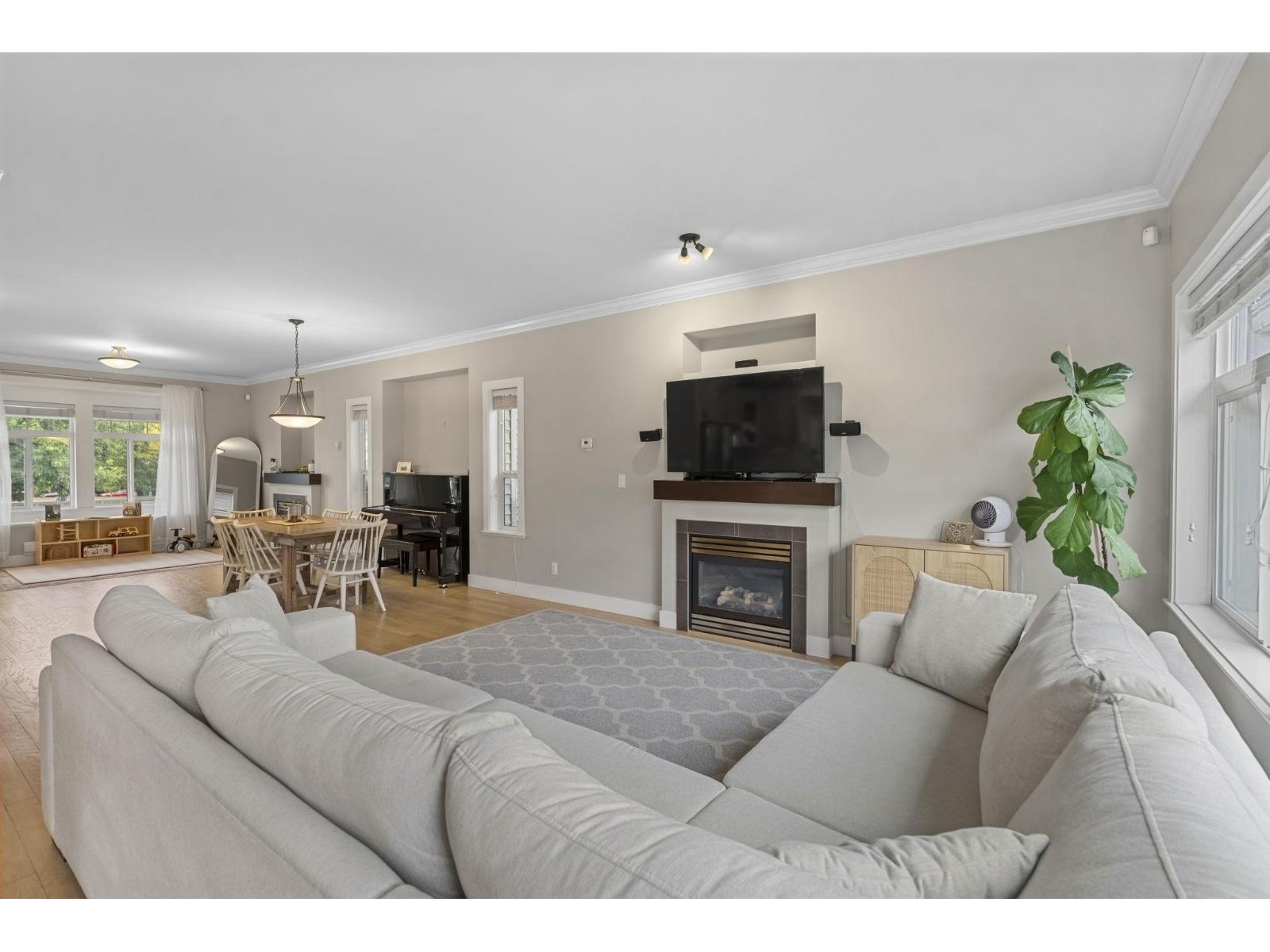 6679 193 Street, Surrey, British Columbia  V4N 0C1 - Photo 3 - R3165461