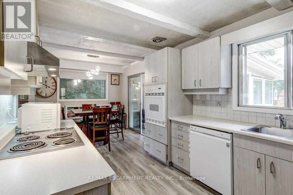 56 Barton Street, Hamilton, Ontario  L0R 2H0 - Photo 9 - X13805078