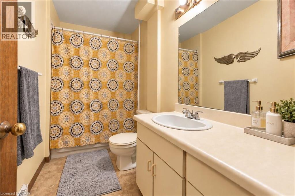 26 Renfrew Street E, Caledonia, Ontario  N3W 1E8 - Photo 22 - 40864649
